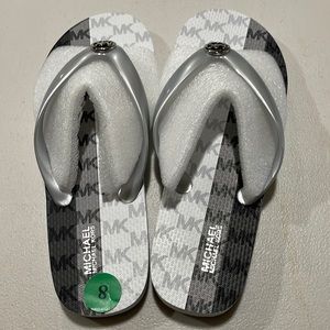 New - Michael Kors Flip Flops Size 8